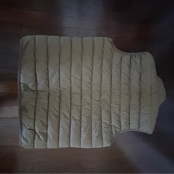 New Balance Olive Puffer Vest - Picture 6 of 6